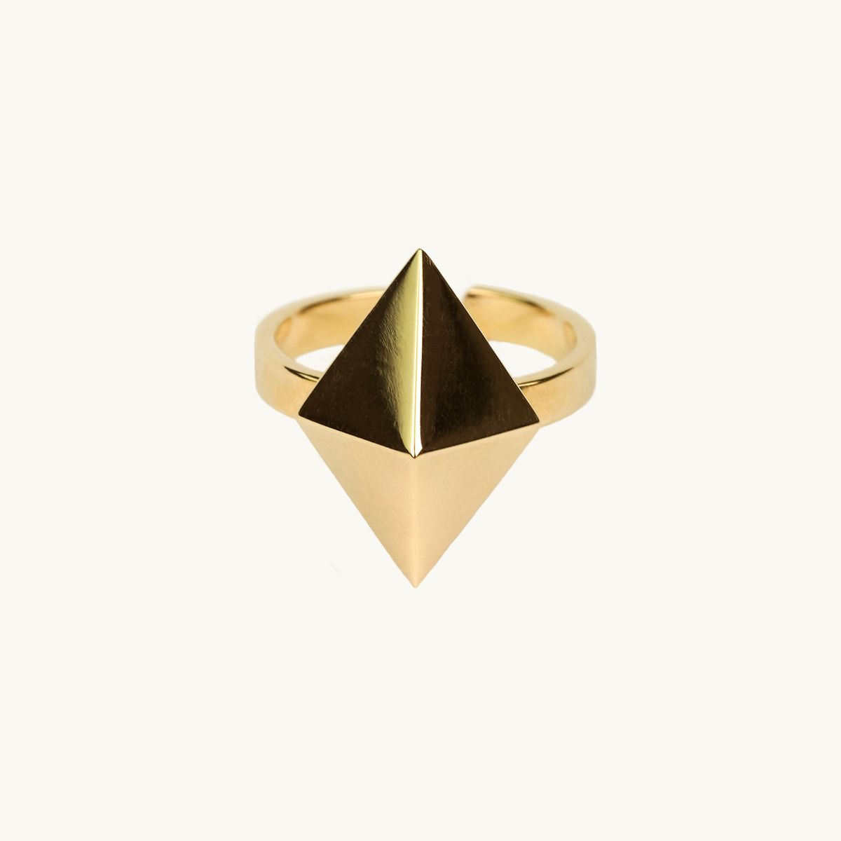 Ring stor diamant ppg guld vlgrenhet