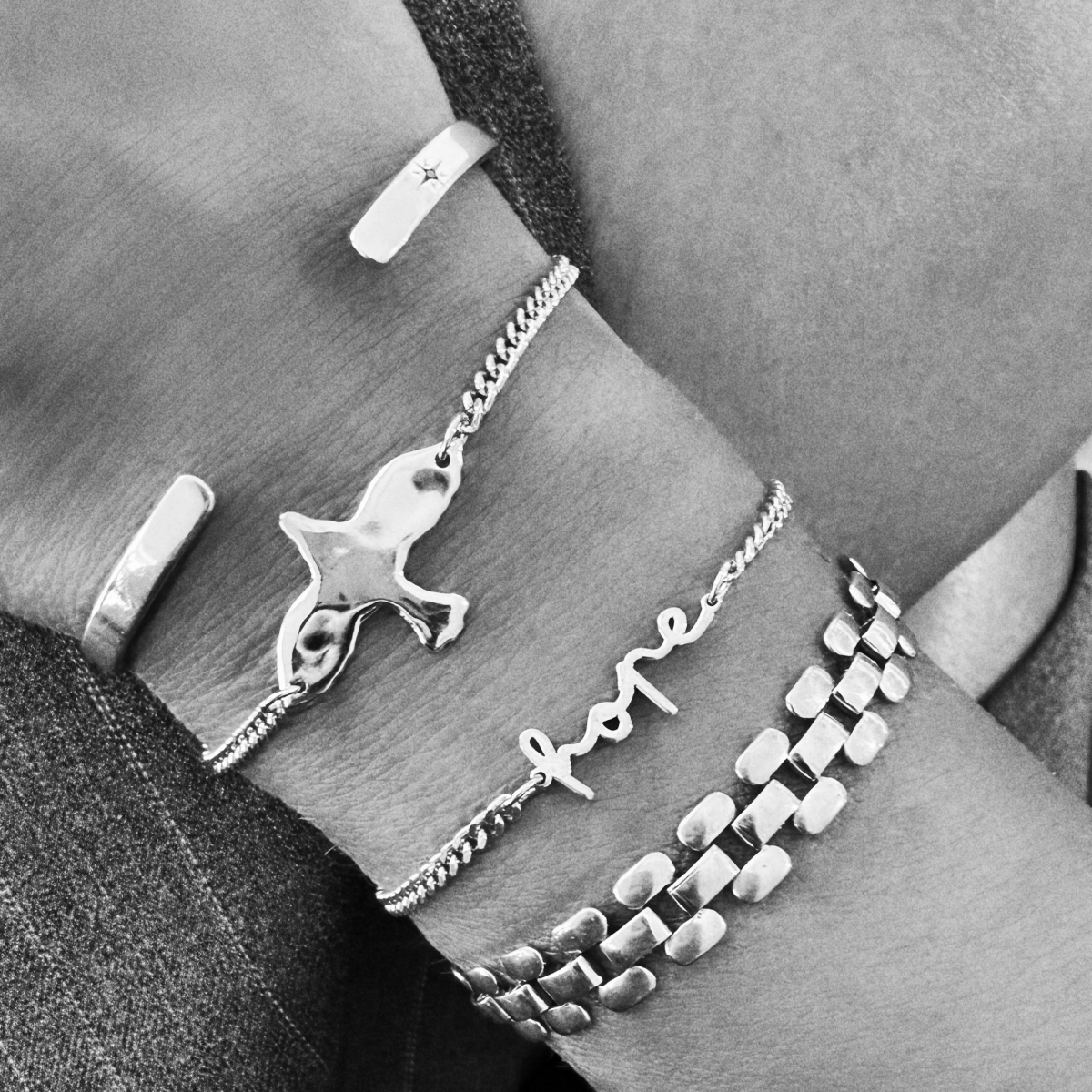 ORGANIC DOVE BRACELET SILVER