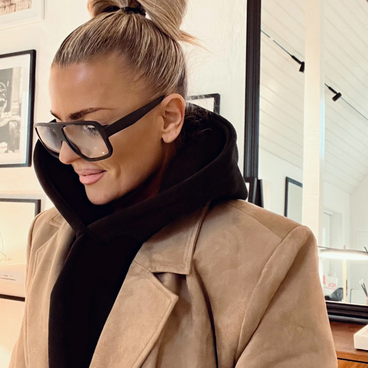 TRUTH MERCY HOODIE BLACK