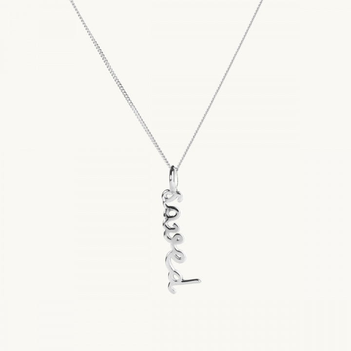 Ett halsband med ordet 
