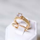 18K guld thin band ring och prinsess ring kombination