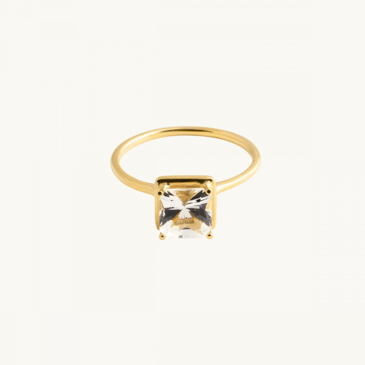 18K guld ring med en fyrkantig topas-sten