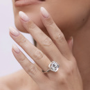 Ring med cz-sten och svarta diamanter p modell